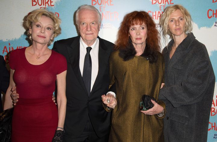 Caroline Silhol, Andre Dussollier, Sabine Azema et Sandrine Kiberlain lors de l'avant-première d'"Aimer, Boire et Chanter"
 (VILLARD/SIPA)