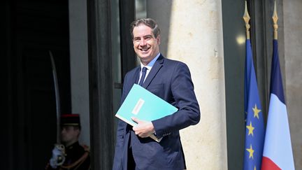 Le ministre délégué chargé du Commerce extérieur, Olivier Becht, le 20 juillet 2023, au palais de l'Elysée, à Paris. (BERTRAND GUAY / AFP)