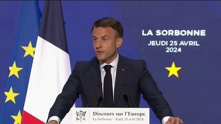 Discours d'Emmanuel Macron à la Sorbonne : les mots alarmistes du chef de l'État (Franceinfo)