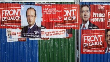 Affiches de campagne (JACQUES DEMARTHON / AFP)