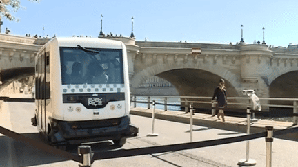 Paris : la première navette sans chauffeur de la RATP testée hier