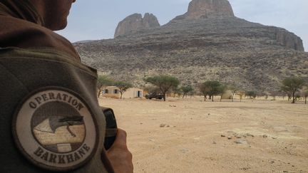 Un militaire français participant à l'opération Barkhane, le 27 mars 2019 dans la région de Gourma (Mali). (DAPHNE BENOIT / AFP)