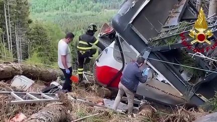 Chute d'un téléphérique en Italie : la thèse de l'accident se dessine