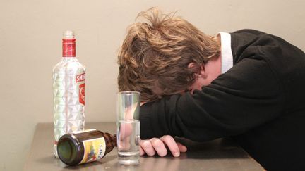 &nbsp; (L'incitation au binge drinking sera passible d'un an de prison de 15.000 euros d'amende © Maxppp)