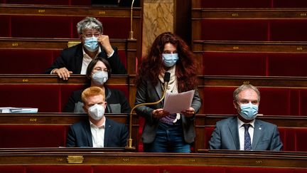 La députée de l'Ardèche Bénédicte Taurine (LFI) lors d'une séance de questions au gouvernement, le 13 avril 2021 à l'Assemblée nationale. (XOSE BOUZAS / HANS LUCAS)