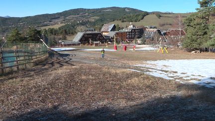 En l’absence des remontées mécaniques, cette station des Alpes adapte son activité