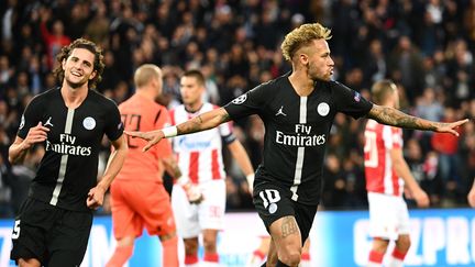 Neymar buteur contre l'Etoile Rouge de Belgrade (FRANCK FIFE / AFP)