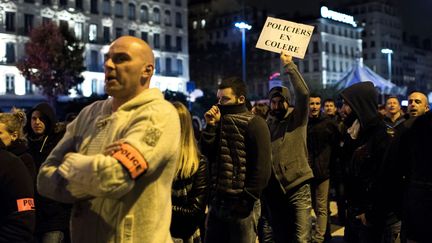 Manifestation de policiers le 26 octobre 2016 à Lyon (ROMAIN LAFABREGUE / AFP)