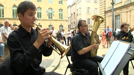 Musique dans la rue, 130 rendez-vous musicaux gratuits pendant neuf jours
 (France 3 Culturebox)