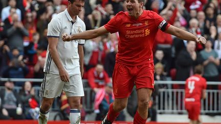 Steven Gerrard a revêtu le maillot de Liverpool le temps d'un match de charité