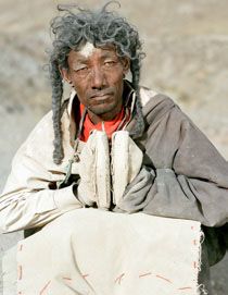 Lhaga, 49 ans, bouddhiste venu de Gegye (Tibet). 6 tours (Géo Samuel ZUDER/LAIF-REA / LAIF-REA)