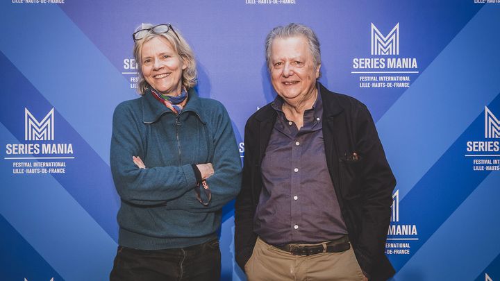 Florence Aubenas, écrivaine et grand reporter ainsi que Pierre Haski, journaliste spécialiste des questions internationales étaient présents au Festival Séries Mania de Lille. (J. Lelong. Séries Mania)