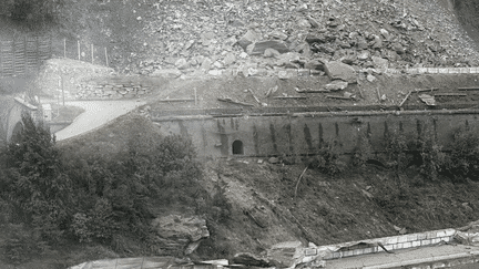 L'impressionnant éboulement en Maurienne le 27 août 2023. (CLEMENT BEAUNE / TWITTER)