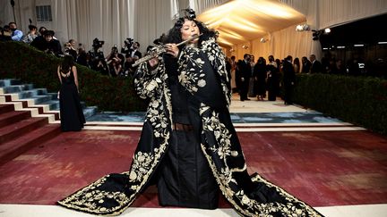 Lizzo lors du Met Gala 2022 au&nbsp;Metropolitan Museum of Art à New York.&nbsp; (DIMITRIOS KAMBOURIS / GETTY IMAGES NORTH AMERICA)