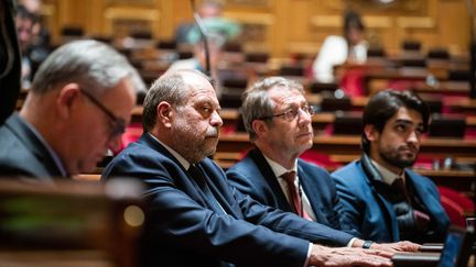 Le ministre de la Justice, Eric Dupond-Moretti, lors des discussions au Sénat pour la constitutionnalisation de l'IVG, le 1er février 2023. (XOSE BOUZAS / HANS LUCAS / AFP)