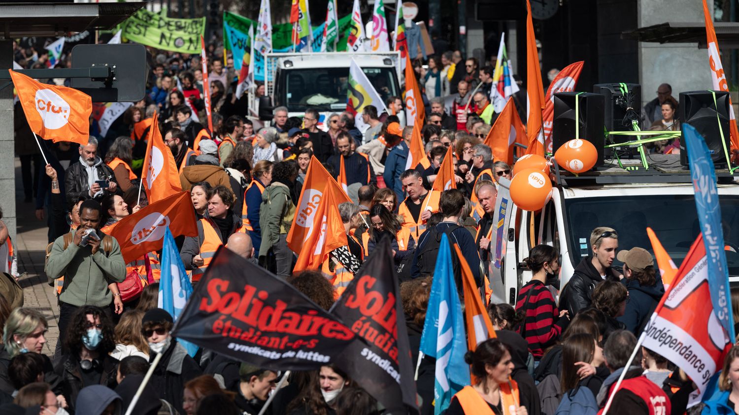 Public Sector Strike in France: Updates and Live Coverage